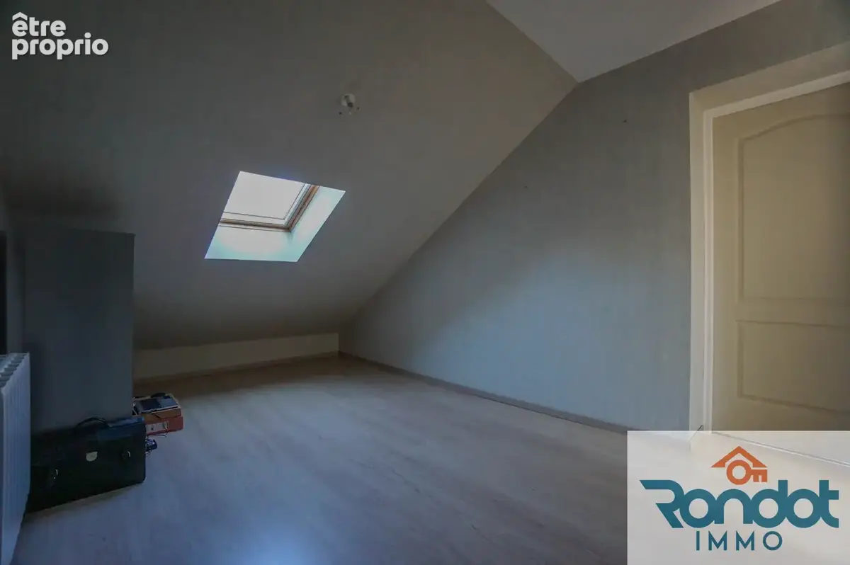 Maison 8 pièces / 5 chambres / 145 m2 / 2085 m2 terrain - photo 11