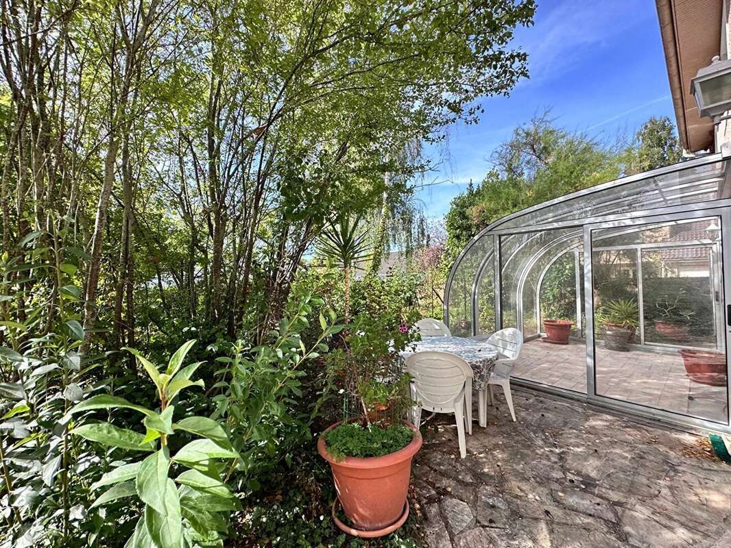 Maison Voisins Le Bretonneux 5 pièce(s) 117.38 m2 - photo 13