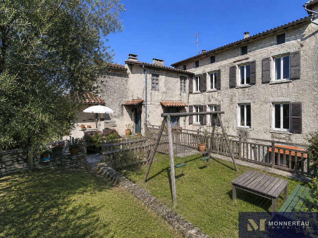 Maison bourgeoise centre ville - photo 25