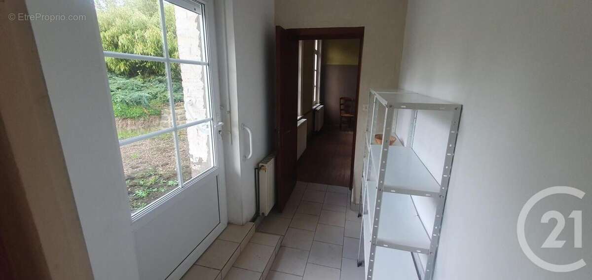 Maison à MAINTENAY
