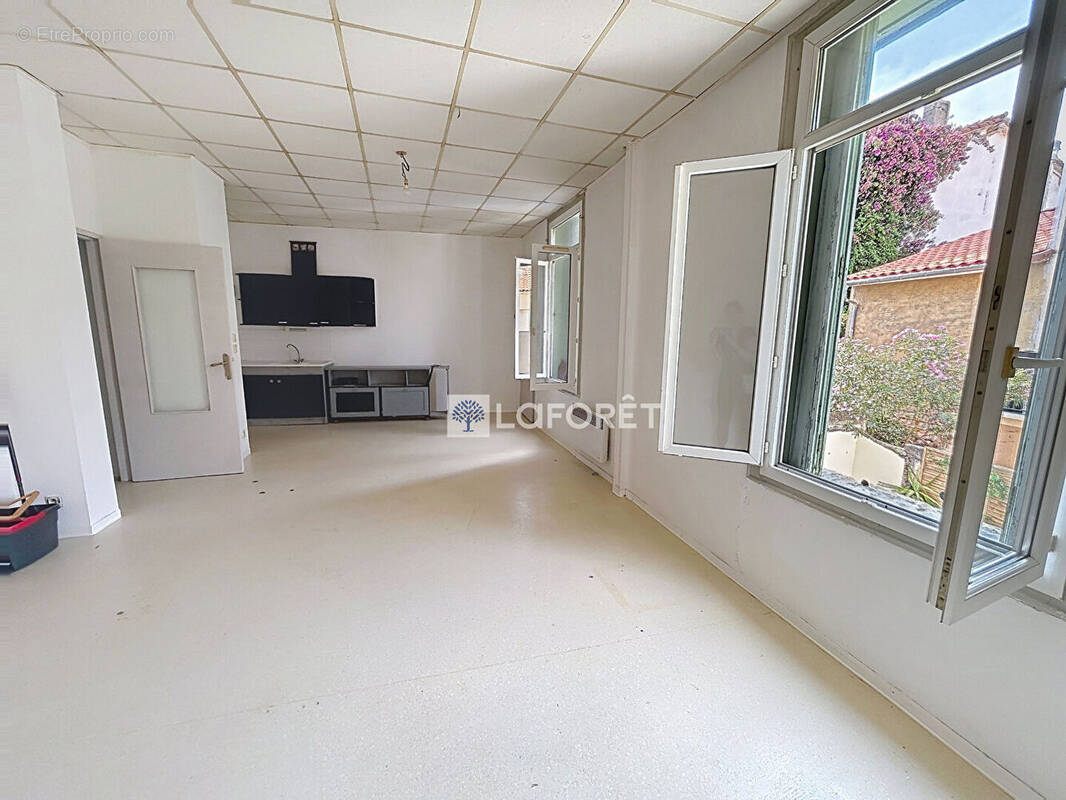 Perpignan, Place de Belgique, Appartement 3 pièces 71 m2 - photo 1