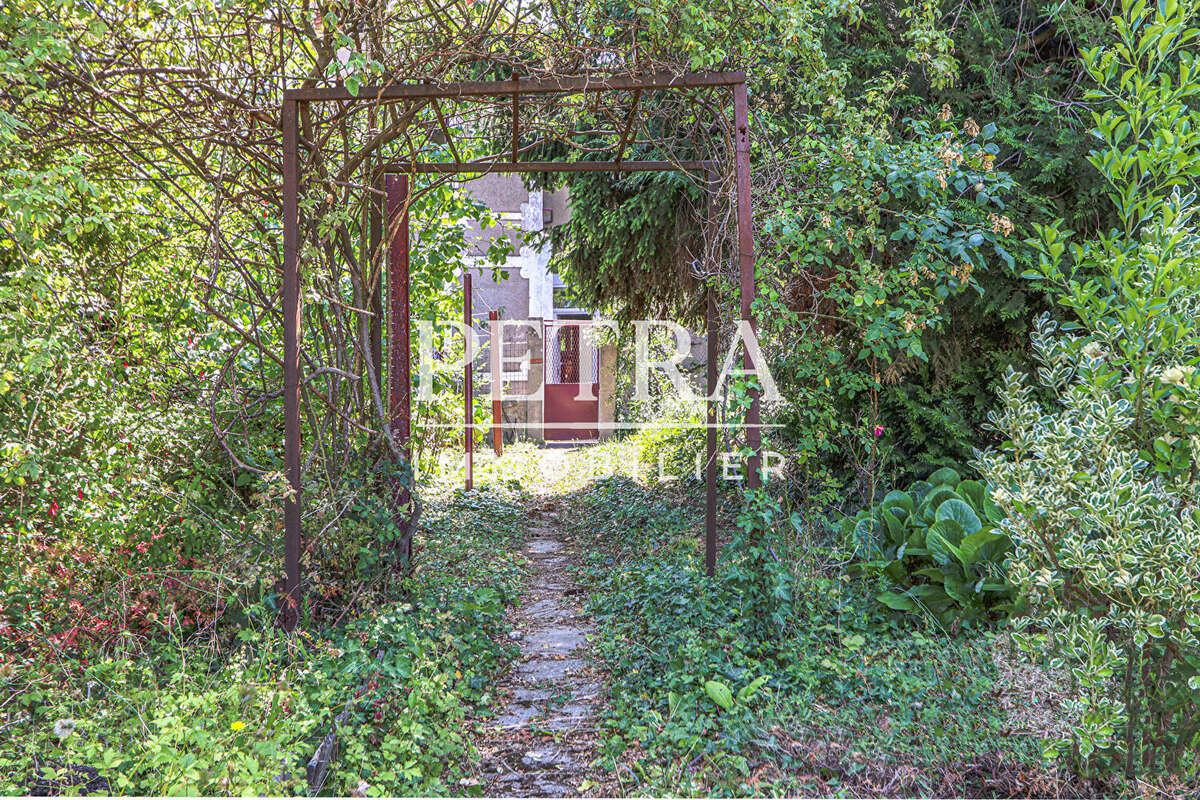 Maison à L&#039;HAY-LES-ROSES