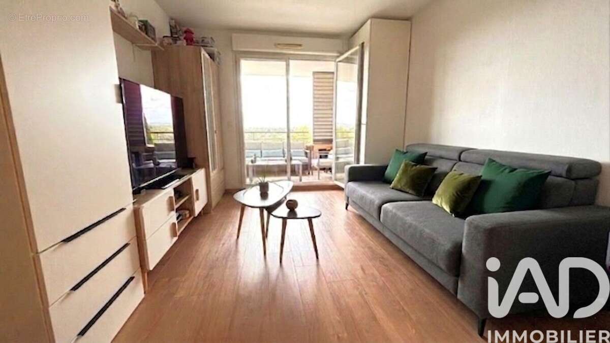 Photo 8 - Appartement à ROQUEBRUNE-SUR-ARGENS