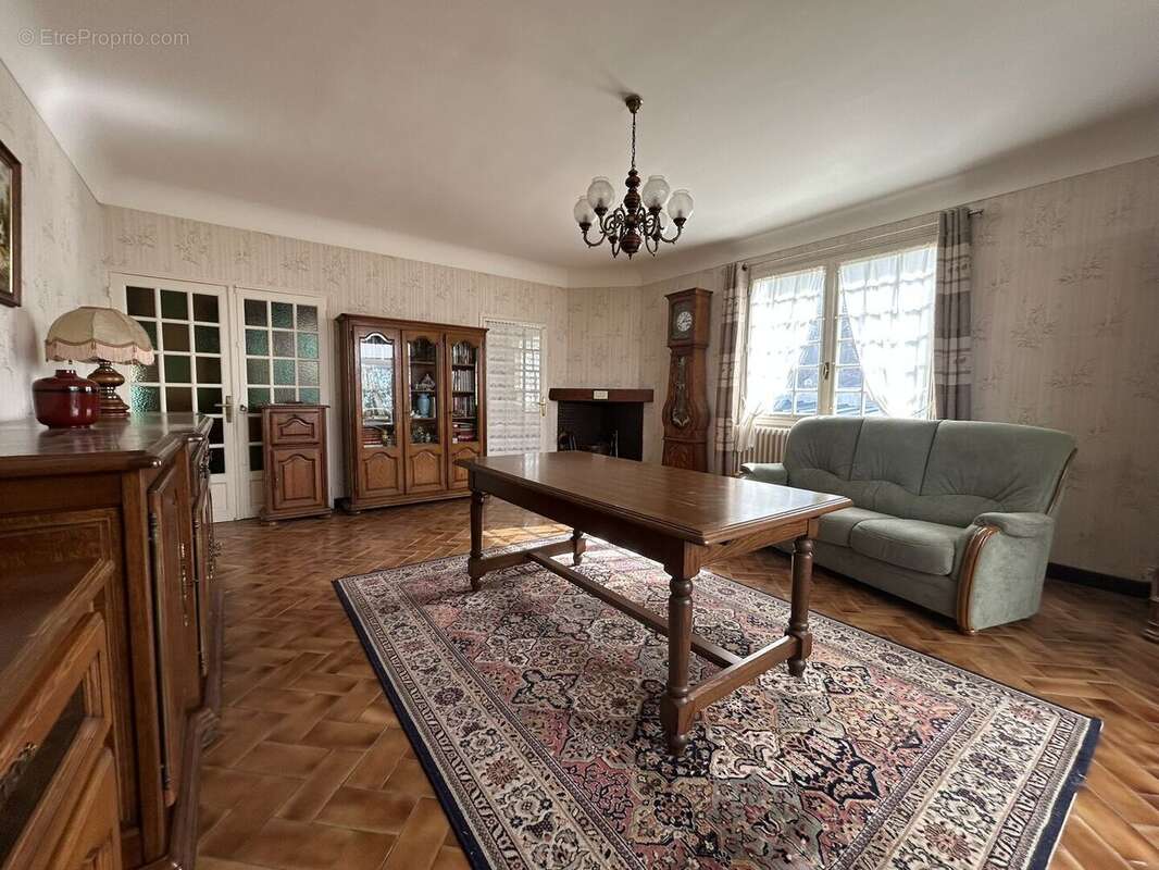 IMG4040 - Maison à NIORT