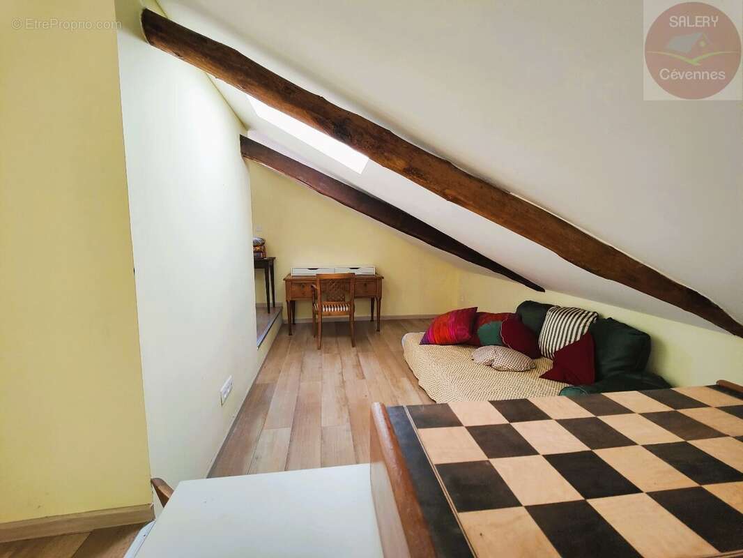 Maison à SAINT-ANDRE-DE-VALBORGNE