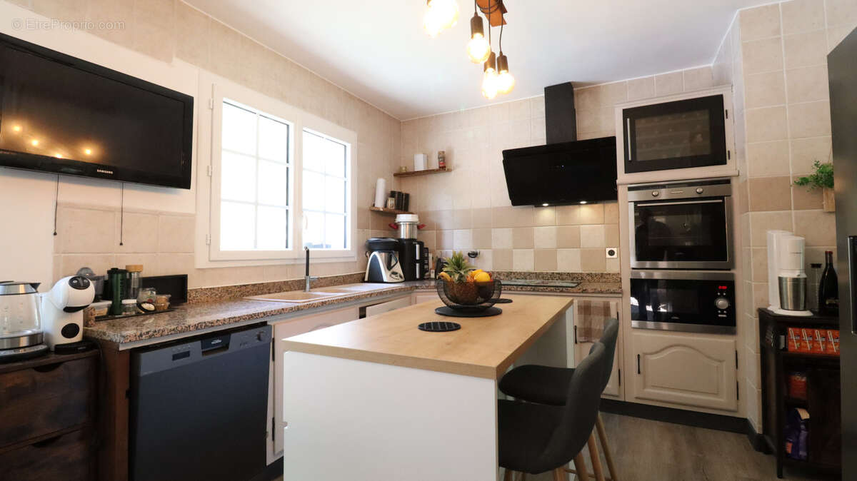 Maison à NOISY-SUR-ECOLE