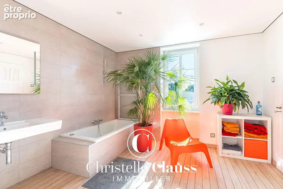 Maison de Maître 205 m² - photo 20