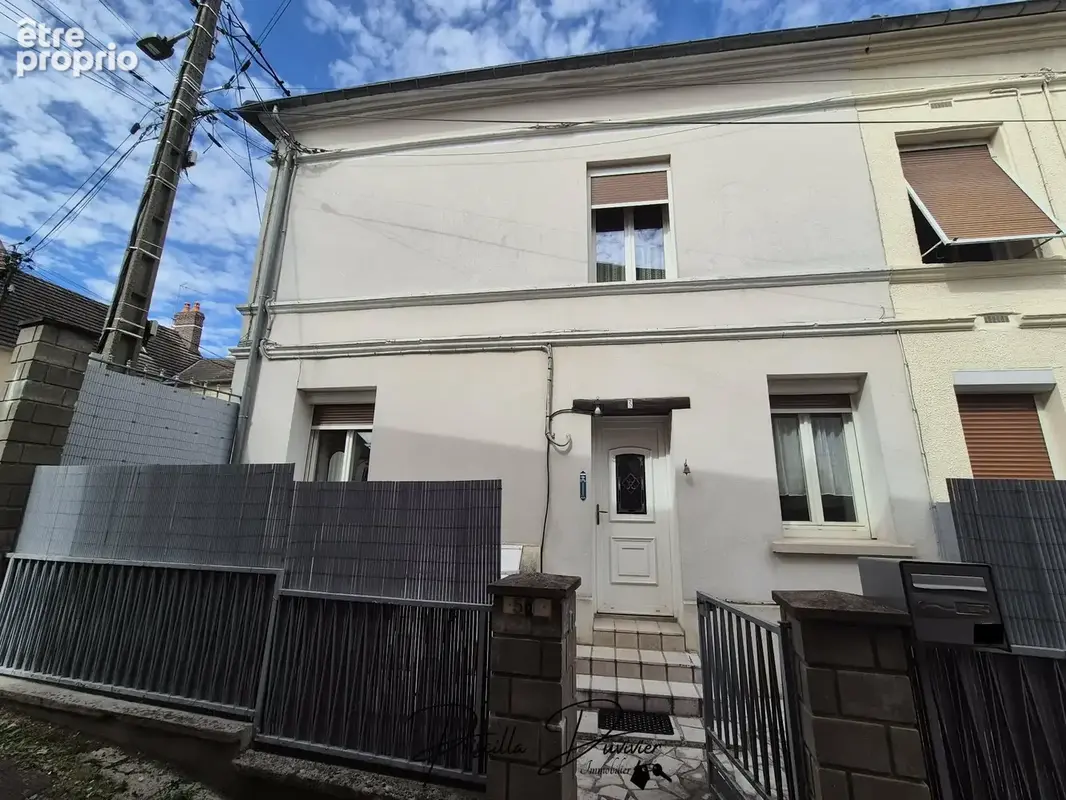 Maison à MOUY