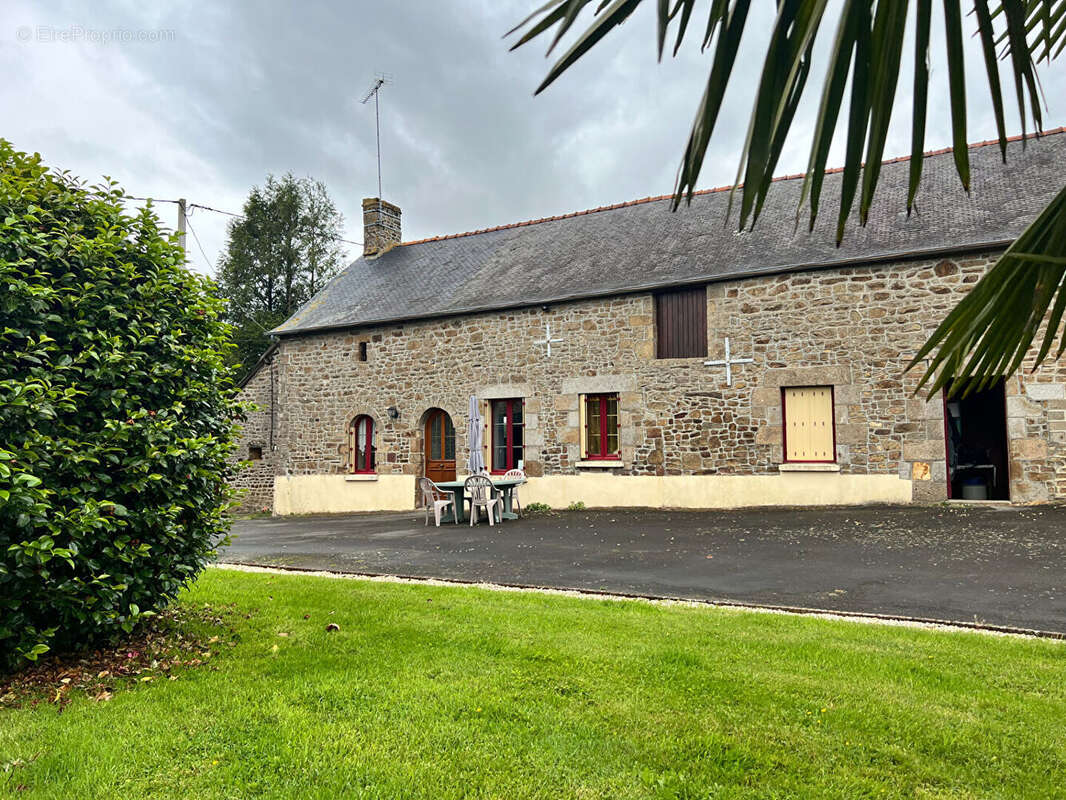 Maison à SAINT-PIERRE-DES-LANDES