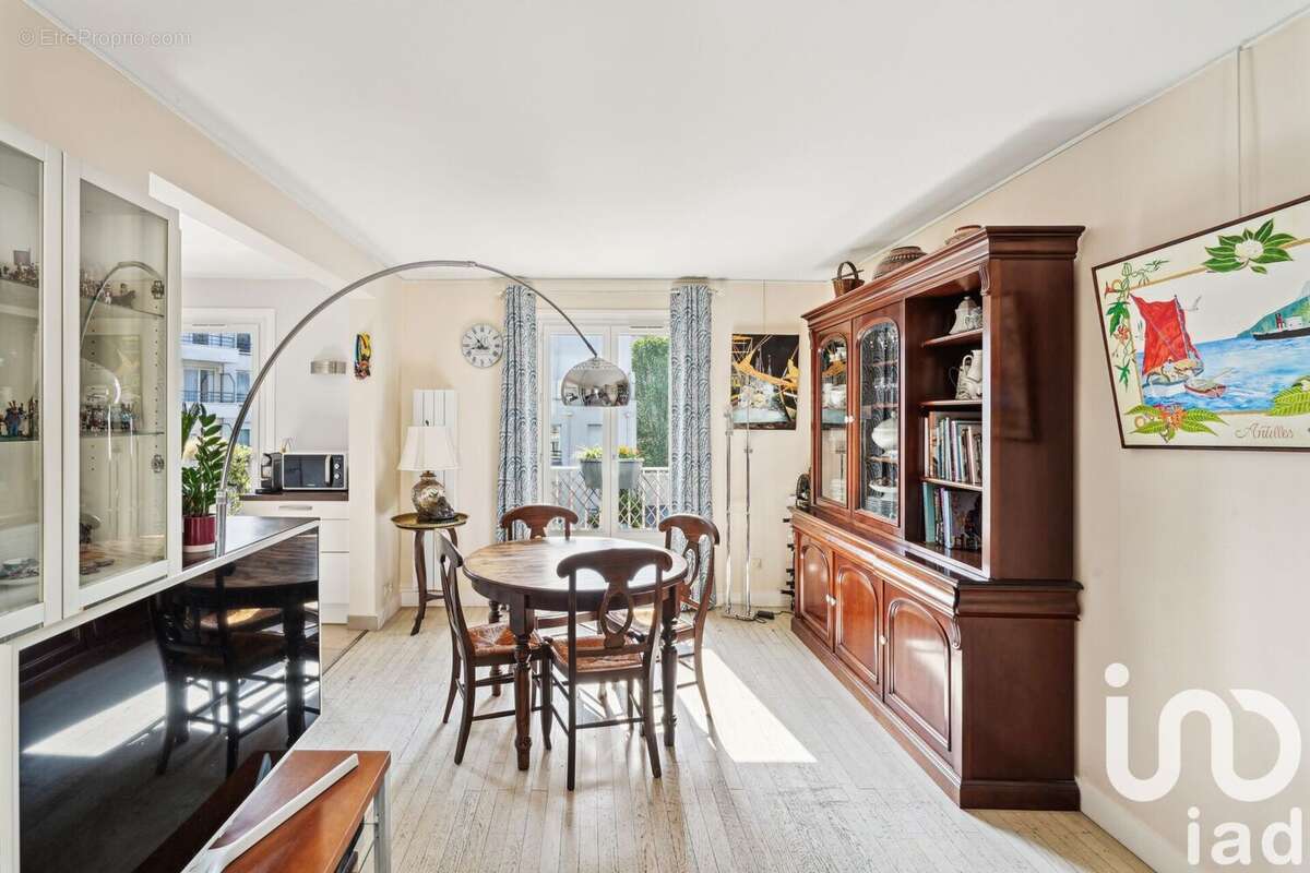 Photo 4 - Appartement à SURESNES