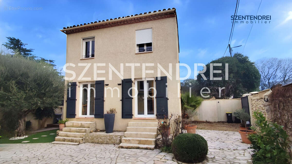 Szentendrei immobilier  maison F4 Nîmes - Quartier Casernes - Maison à NIMES