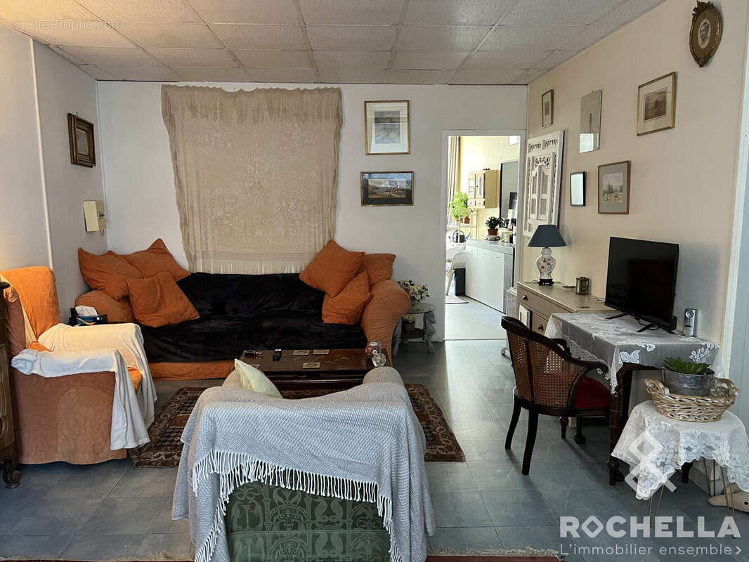 Maison 130 m² à Saint-Jean-D'angely  - photo 5