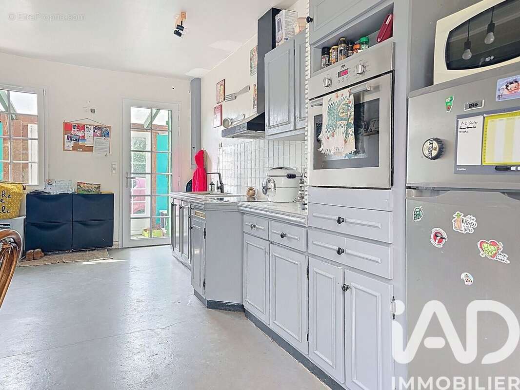 Photo 2 - Maison à LIVRE-SUR-CHANGEON