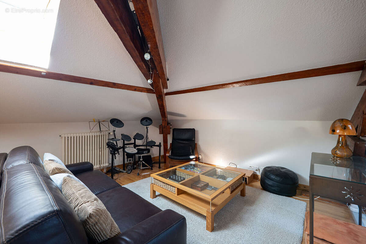 Appartement à CEYRAT