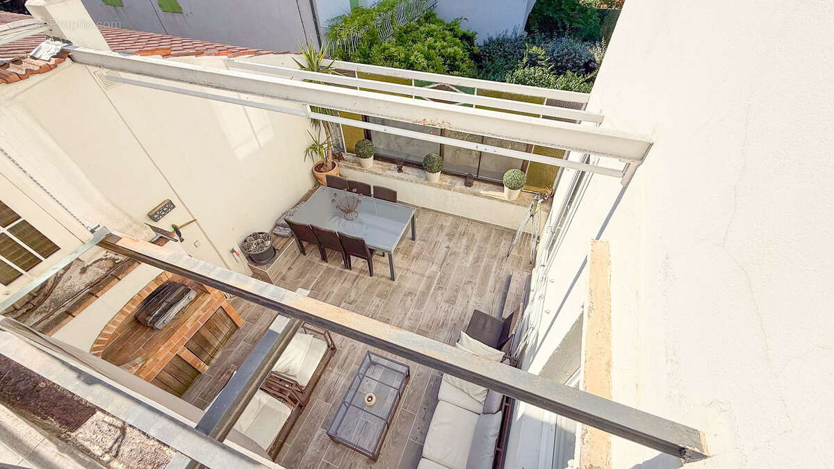Orange   Élégante maison de maître en pierre avec studio indépendant, garage et terrasses - photo 18