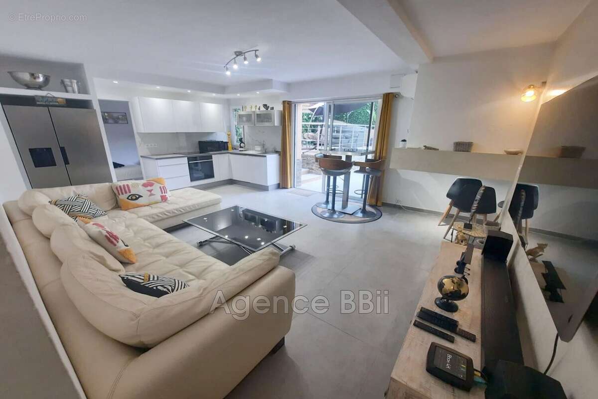Appartement à CAGNES-SUR-MER