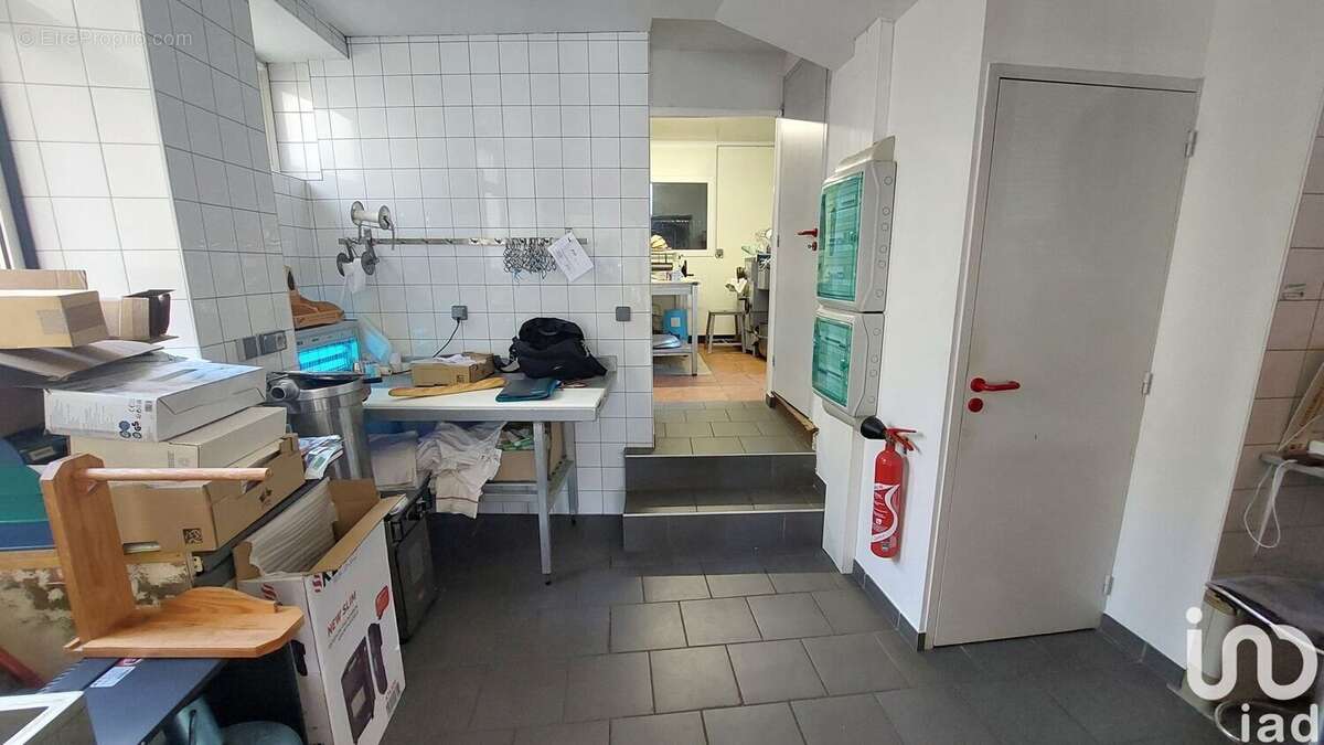 Photo 2 - Commerce à GRACAY