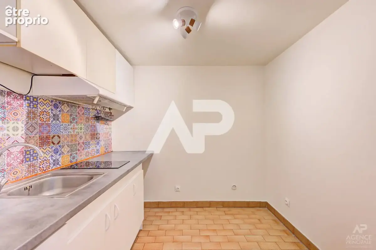 Appartement Rueil Malmaison 1 pièce(s) 31.83 m2 - photo 3