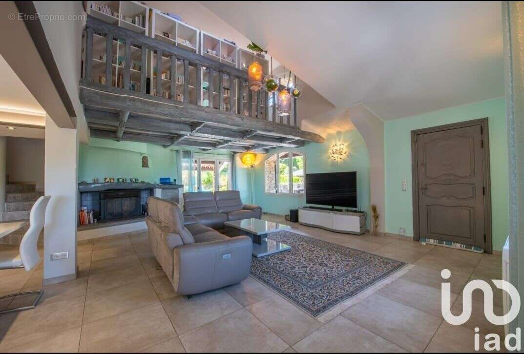 Photo 9 - Maison à COGOLIN