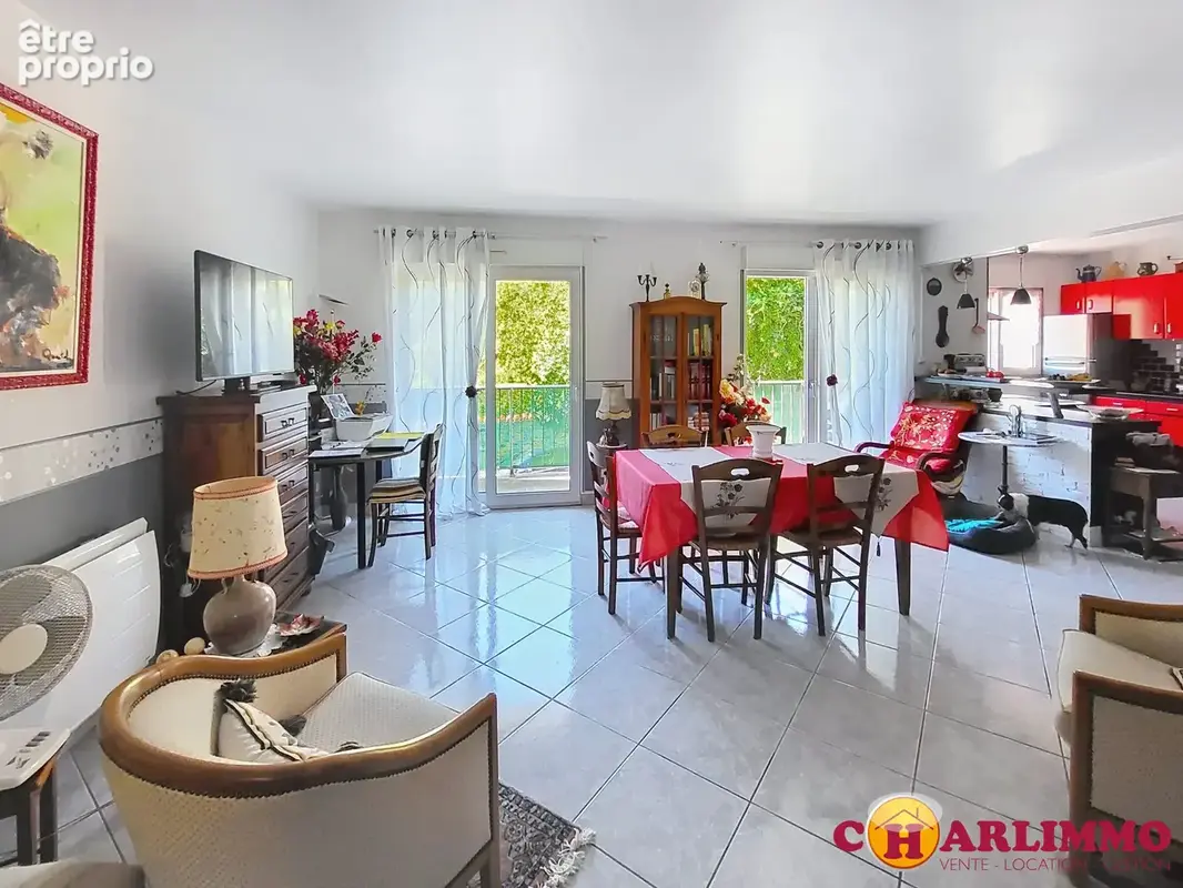 Appartement à SAINT-JUNIEN