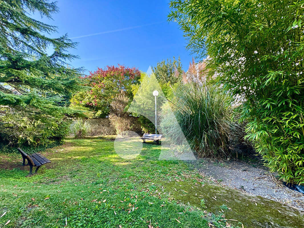 Appartement à CORBEIL-ESSONNES