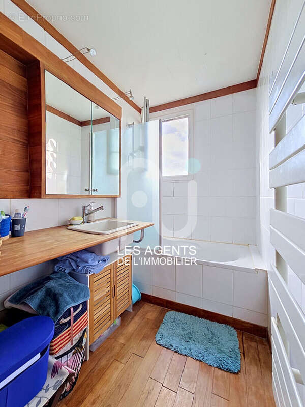 Appartement à ASNIERES-SUR-SEINE
