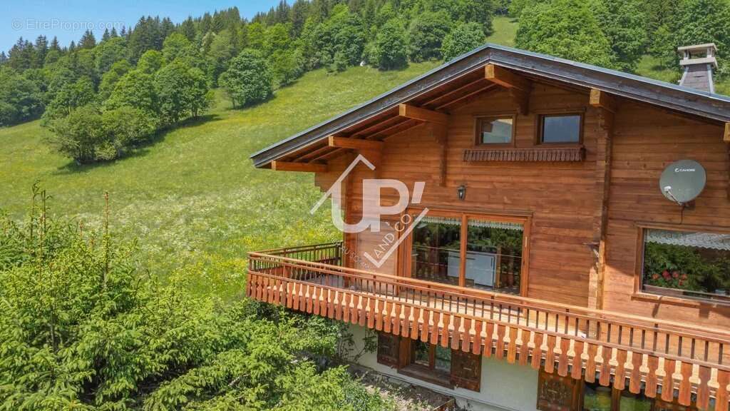Maison à LA CLUSAZ