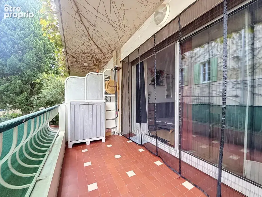 Exclusivité Avignon Intra muros Appartement T2 avec terrasse - photo 3