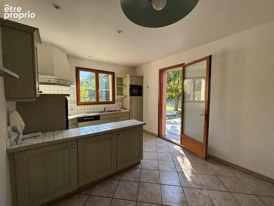 Maison 6 pièces 175 m² à vendre à Die (26150) - photo 3