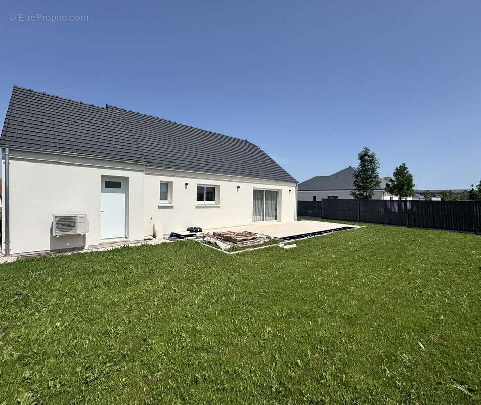 Maison 80 m² à Beaugency  - photo 2