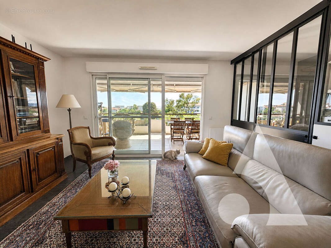 Appartement à FREJUS