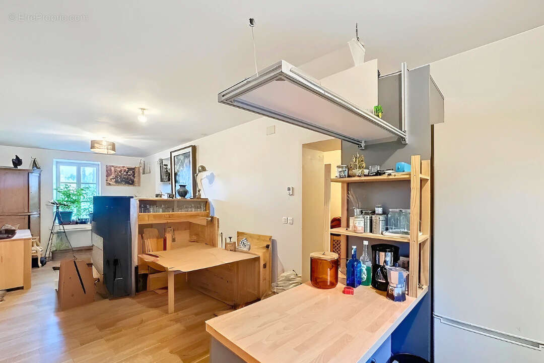 Appartement à NEUVILLE-SUR-SAONE