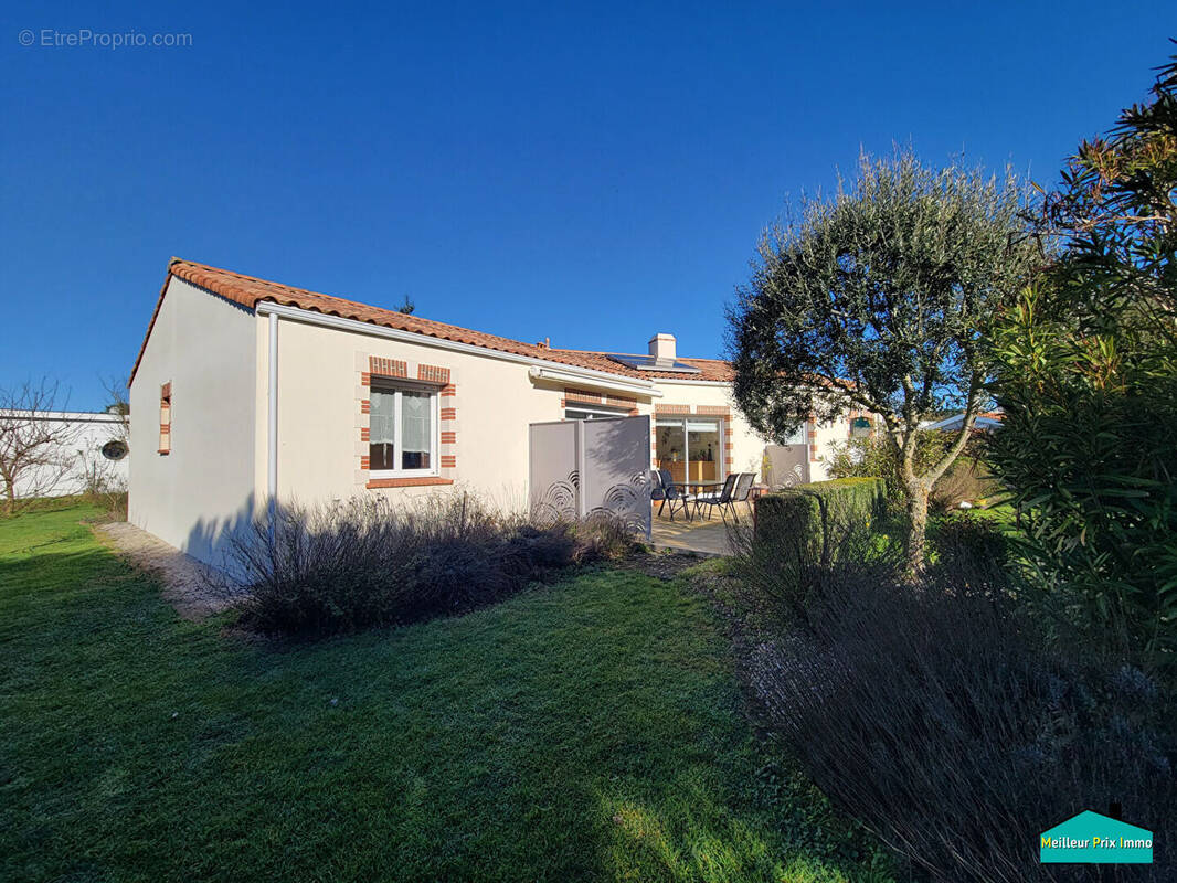 Maison 4 pièces 102 m² · à Bourgneuf-en-Retz · 101,9 m² · 299 900 €