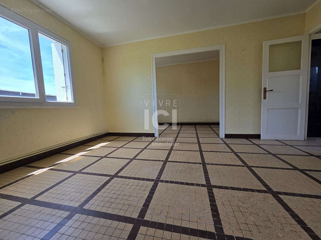 Maison à PONT-SAINT-MARTIN