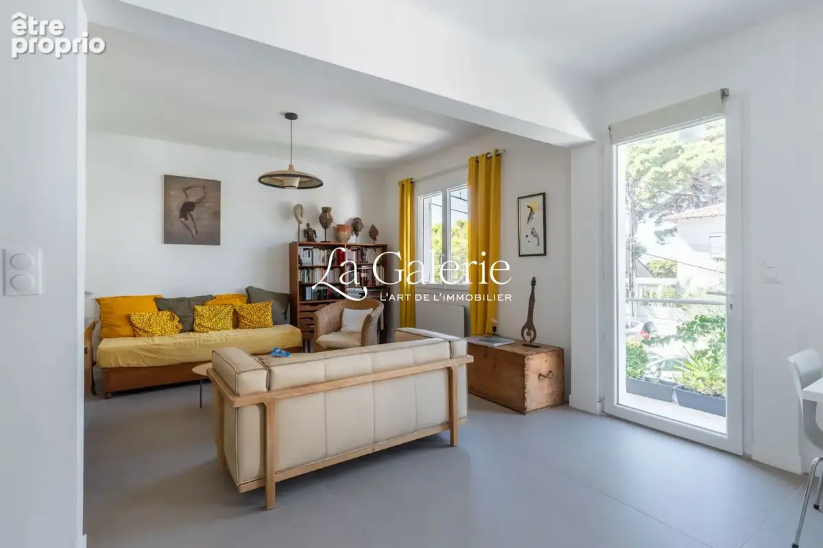 Maison 5 pièces 117 m² à vendre à Hyeres (83400) - photo 6