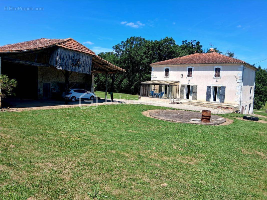 Maison à DOLMAYRAC