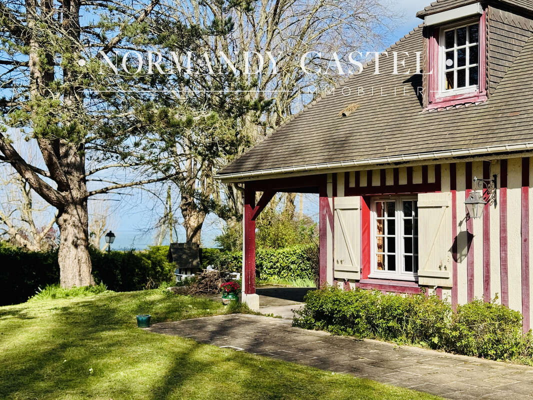 Maison à TROUVILLE-SUR-MER