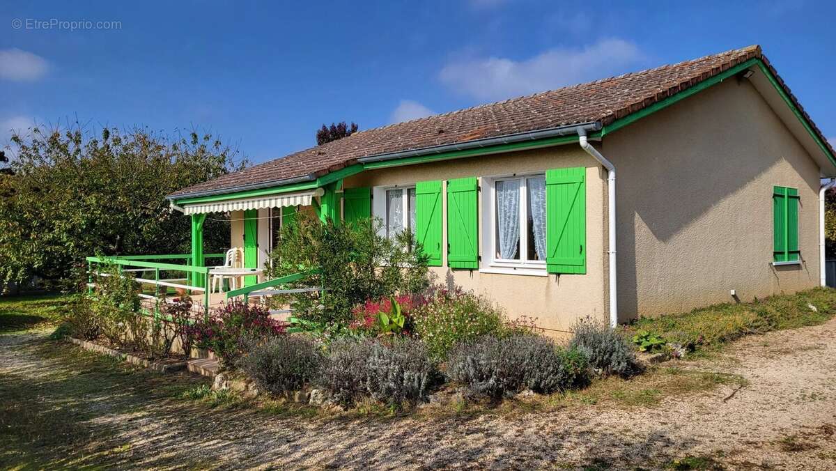 Maison à CORCELLES-EN-BEAUJOLAIS
