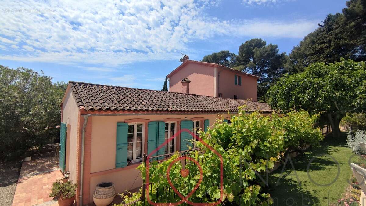 Mas Provençale d'Exception avec vue Mer - photo 3