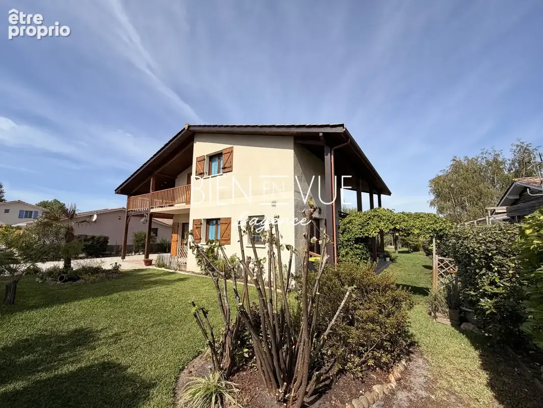 Photo Maison à Ares au prix de 678 000€