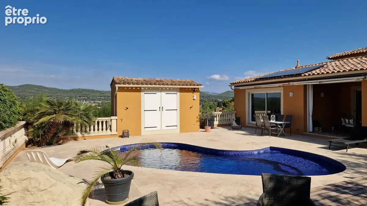 Exclusivite: vente d'une maison architecte 5 p - 4 ch avec terrasse et piscine a brignoles - photo 15