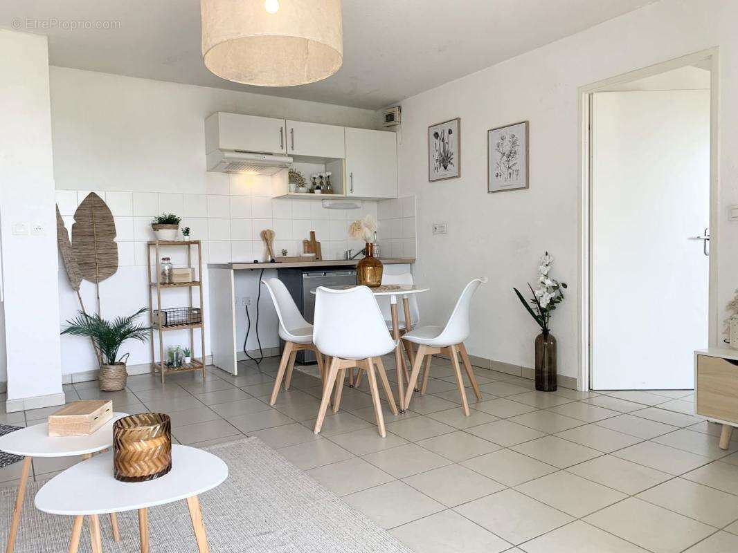 Appartement à LAUNAGUET