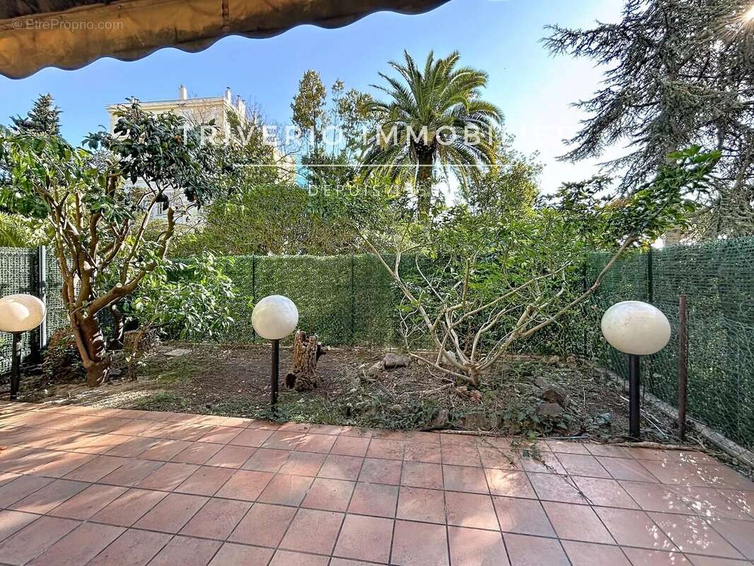 Appartement à CANNES