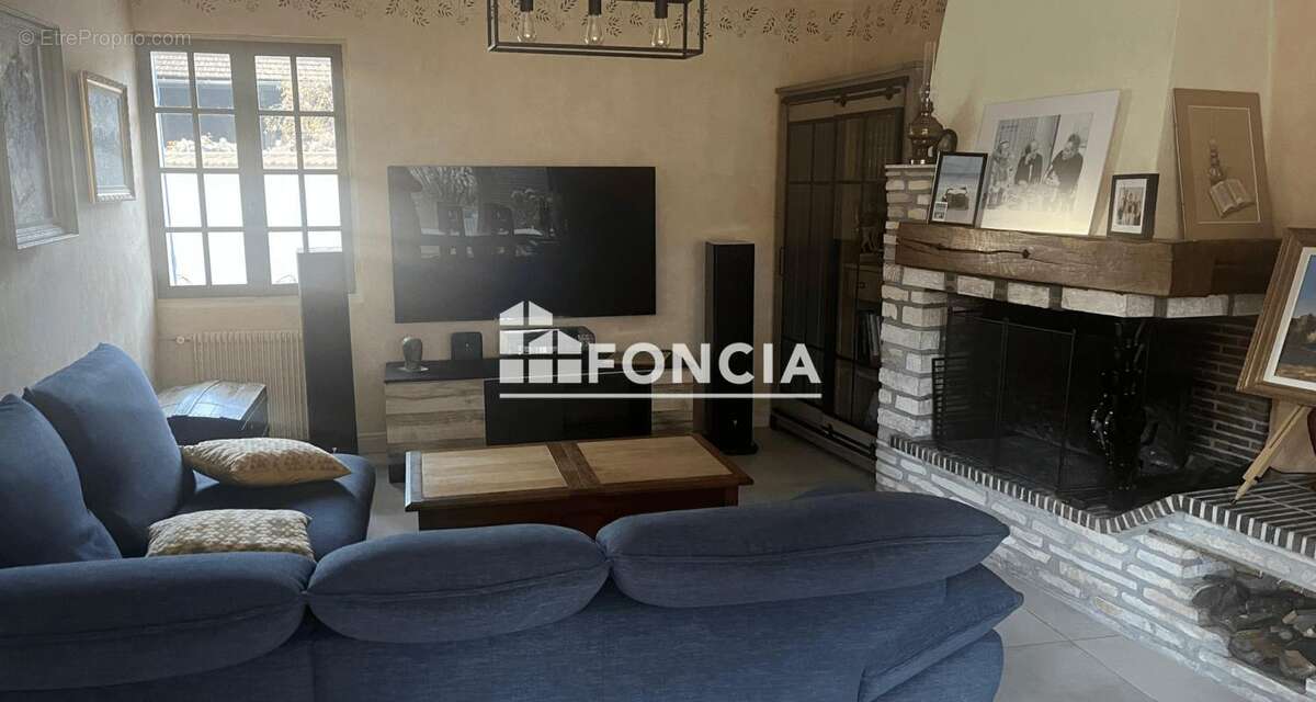 Maison à BENNECOURT