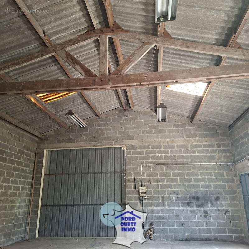 Maison avec grand terrain, dépendance et verger - photo 22