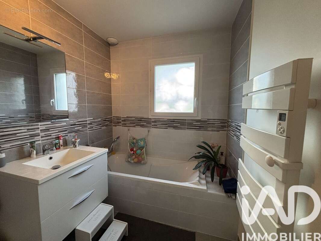 Photo 5 - Maison à CHARENTAY