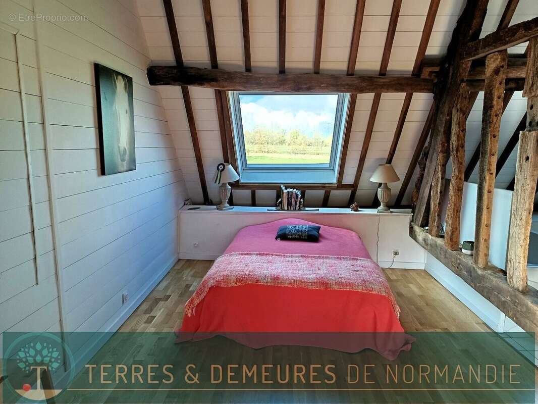 Maison à PONT-L&#039;EVEQUE