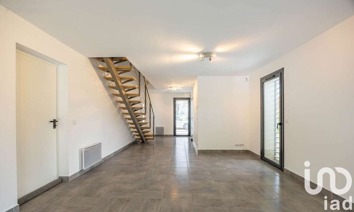 Photo 2 - Maison à COMBAILLAUX