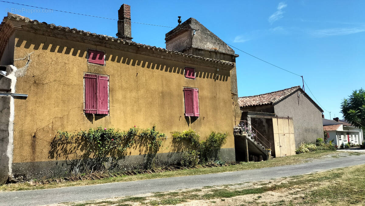 Maison à ITZAC