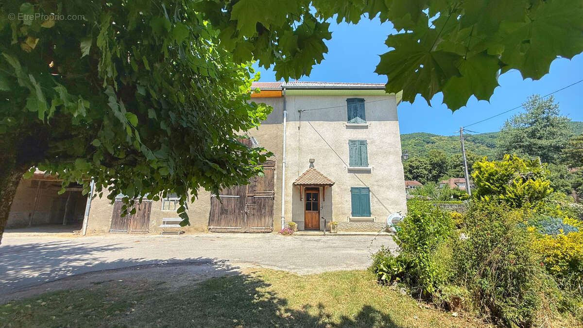 Maison à LA MURETTE